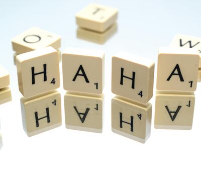 Humor w marketingu - jak skutecznie angażować odbiorców?